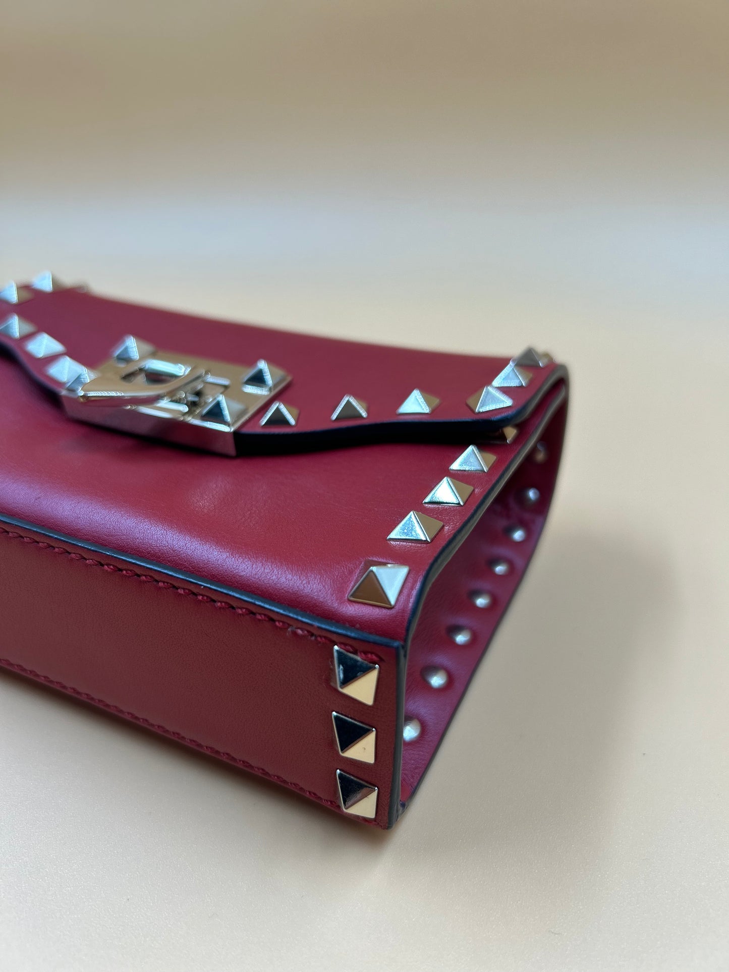 VALENTINO ROCKSTUD MINI SLING