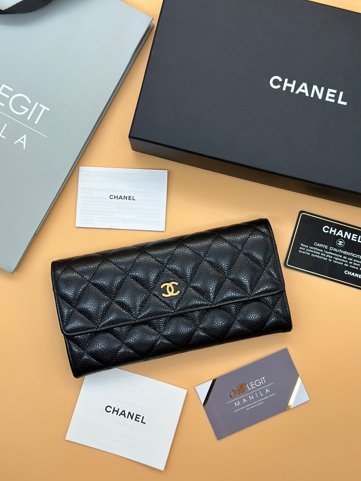 CHANEL CLASSIC CAVIAR FLAP WALLET